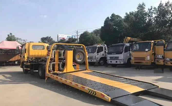 筠连汽车中途维修案例